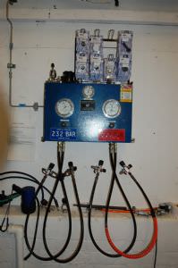 Air/Nitrox fills to 300 Bar (click for enlarged image)